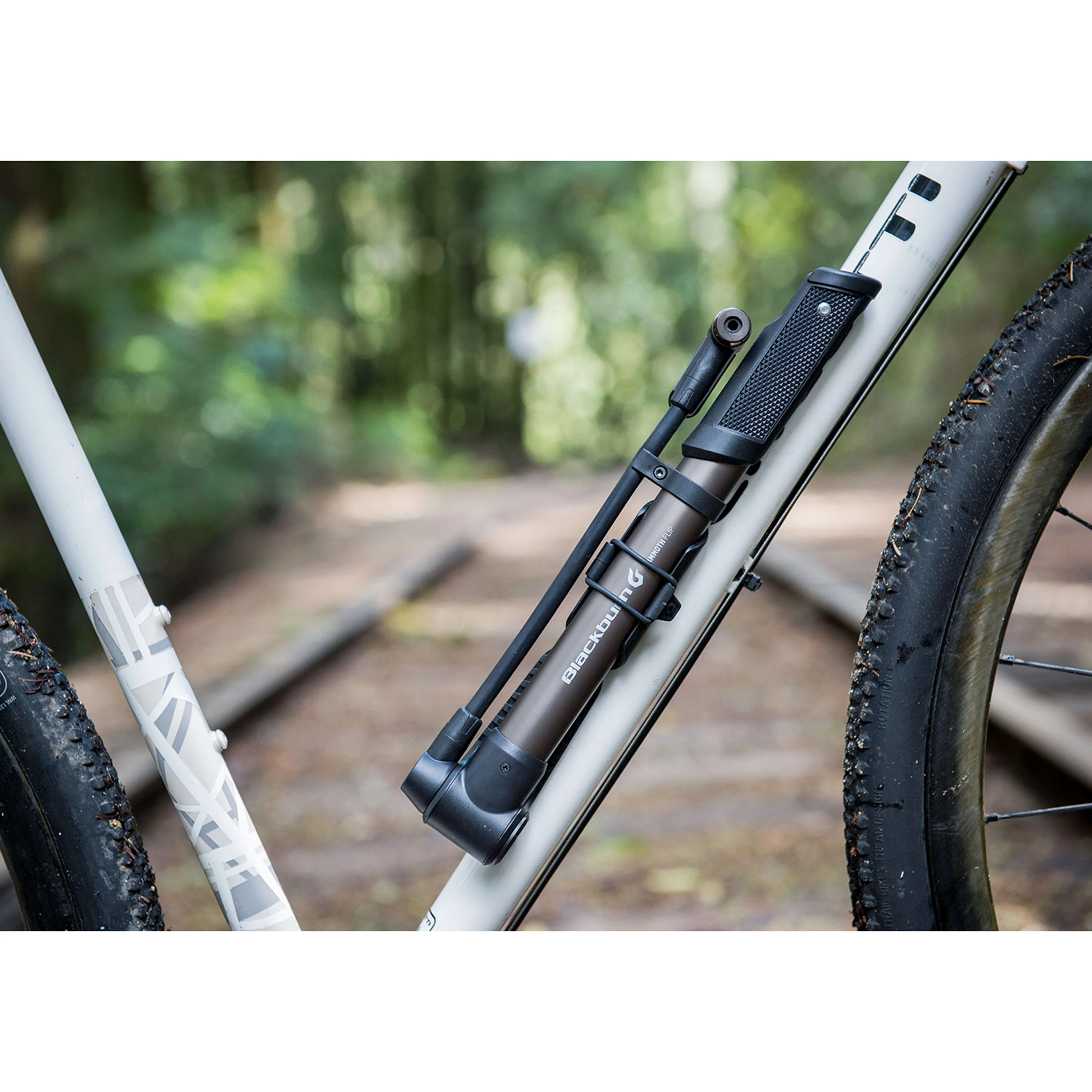 Blackburn Mammoth Flip Mini Pump - Bronze - Image 5